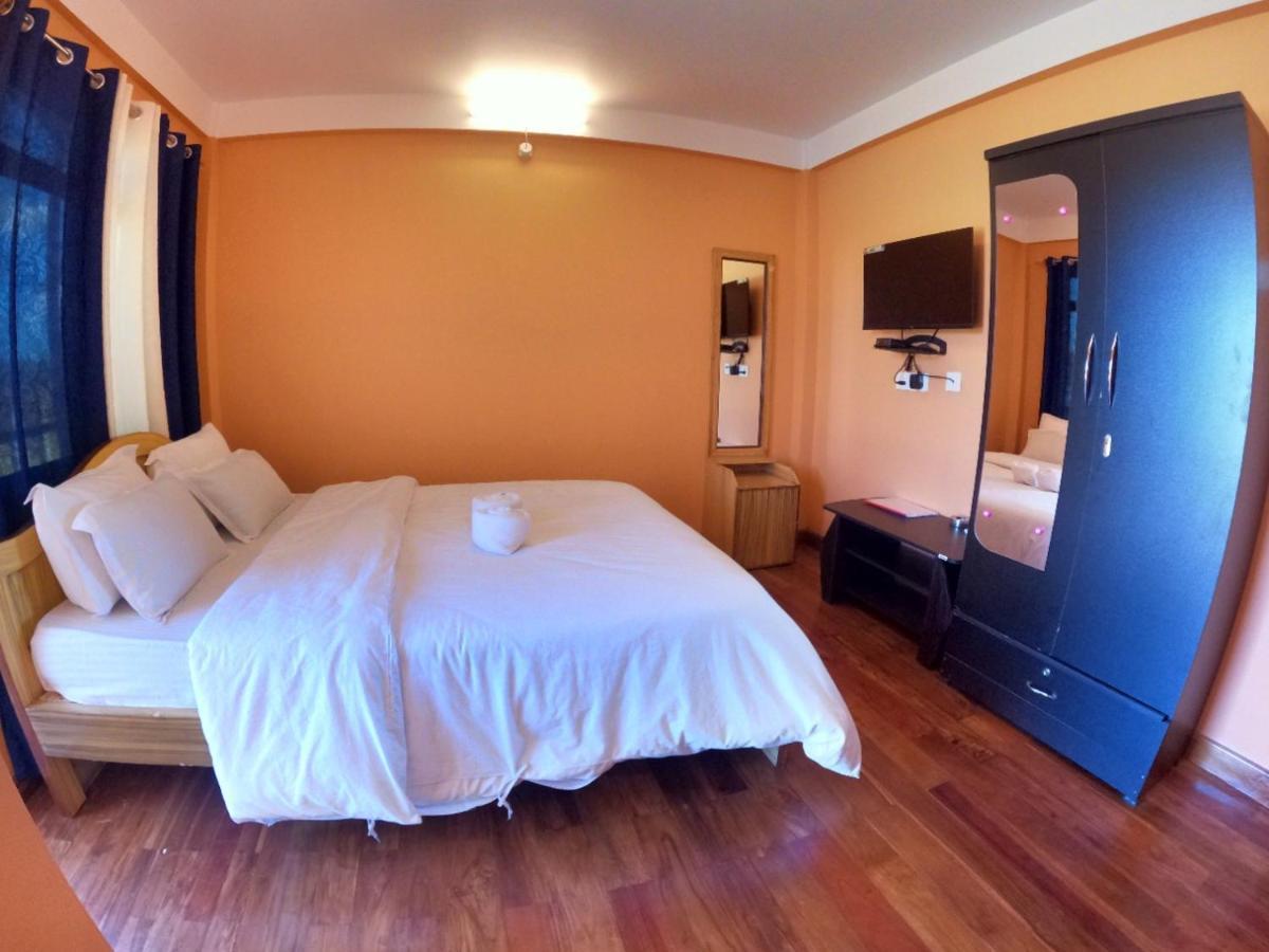Aurora Guest House Шиллонг Экстерьер фото