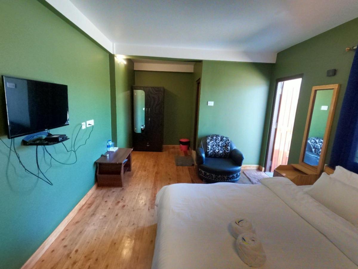 Aurora Guest House Шиллонг Экстерьер фото