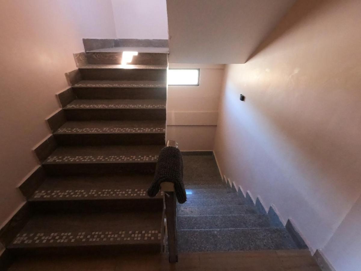 Aurora Guest House Шиллонг Экстерьер фото