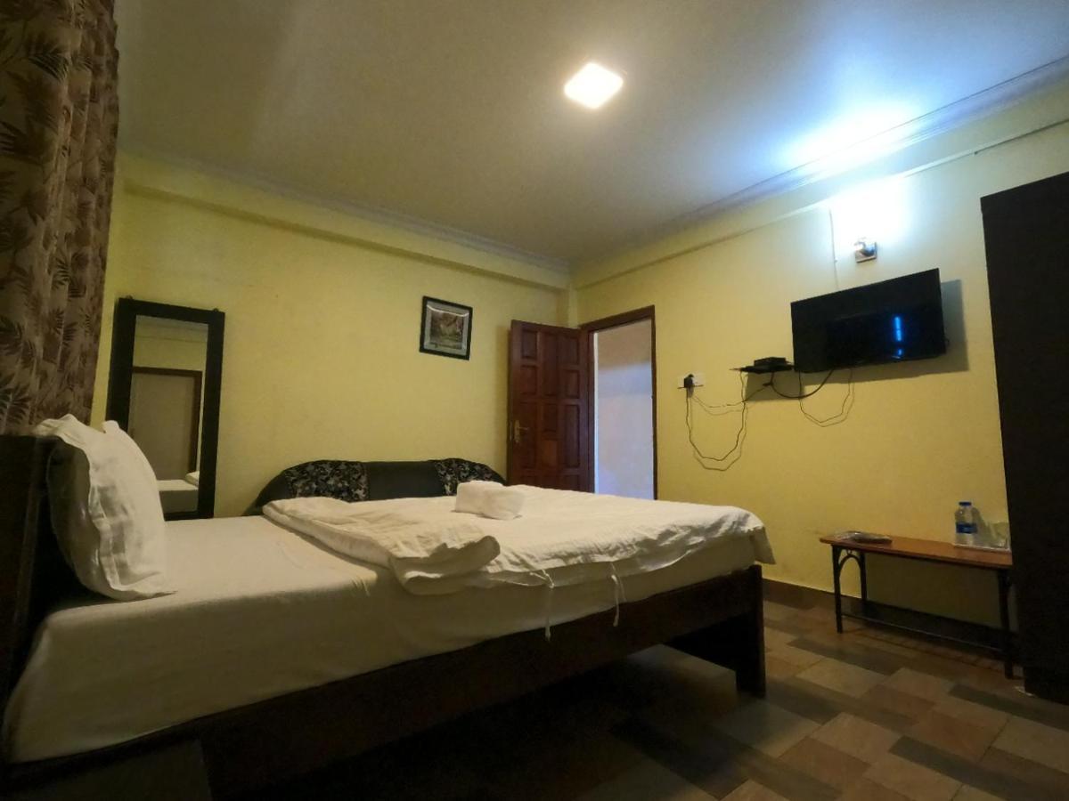 Aurora Guest House Шиллонг Экстерьер фото