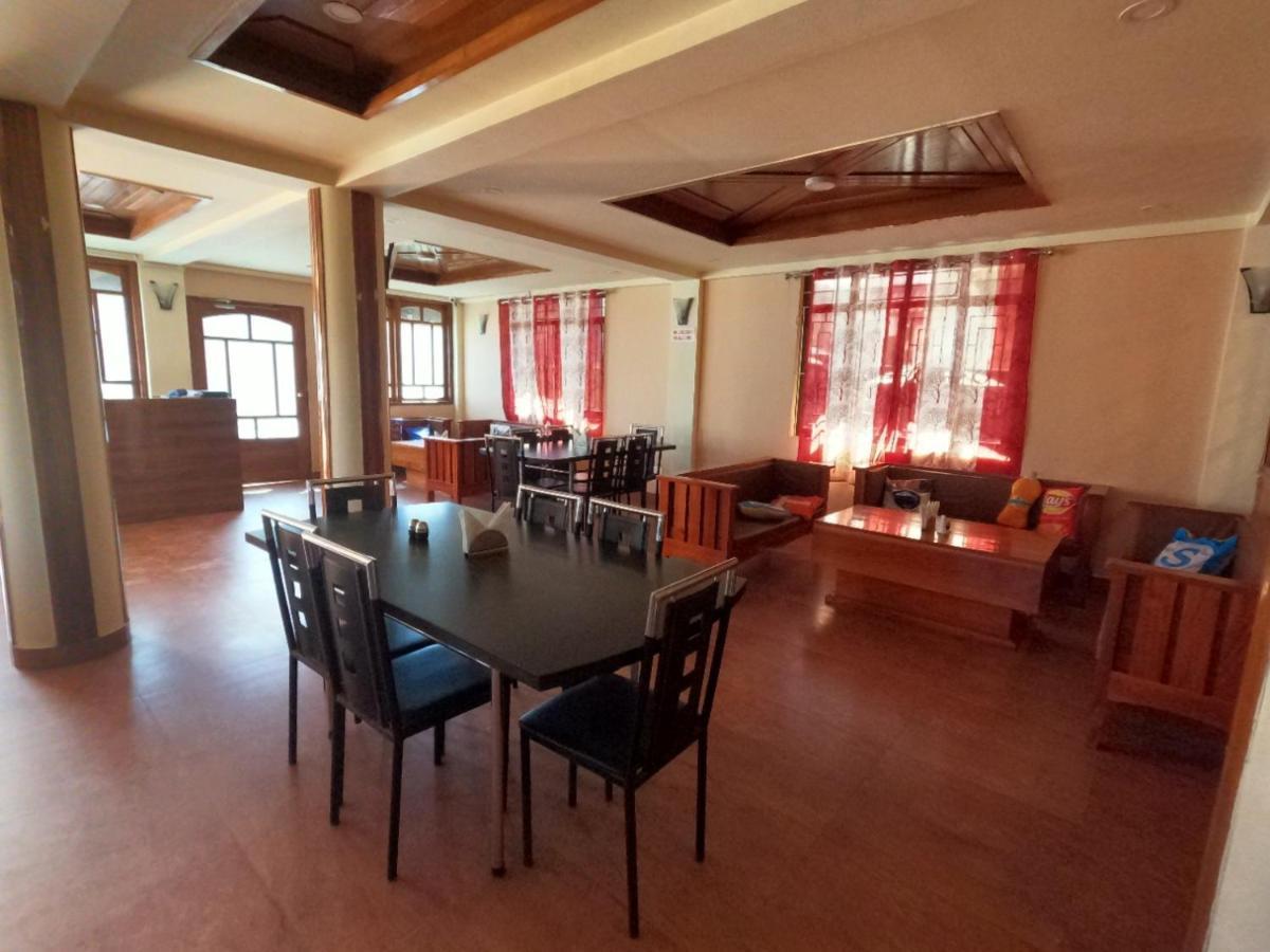 Aurora Guest House Шиллонг Экстерьер фото