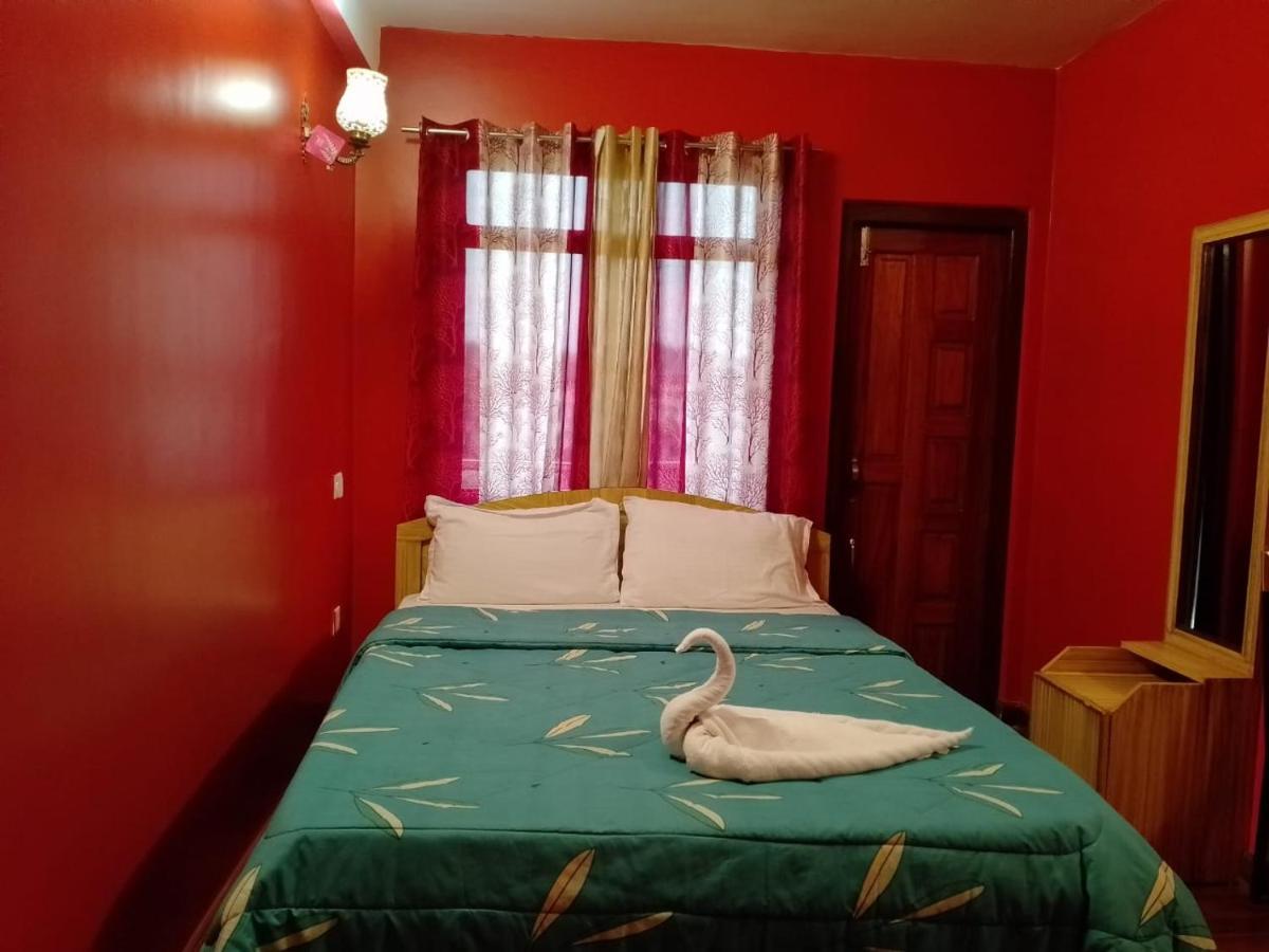 Aurora Guest House Шиллонг Экстерьер фото