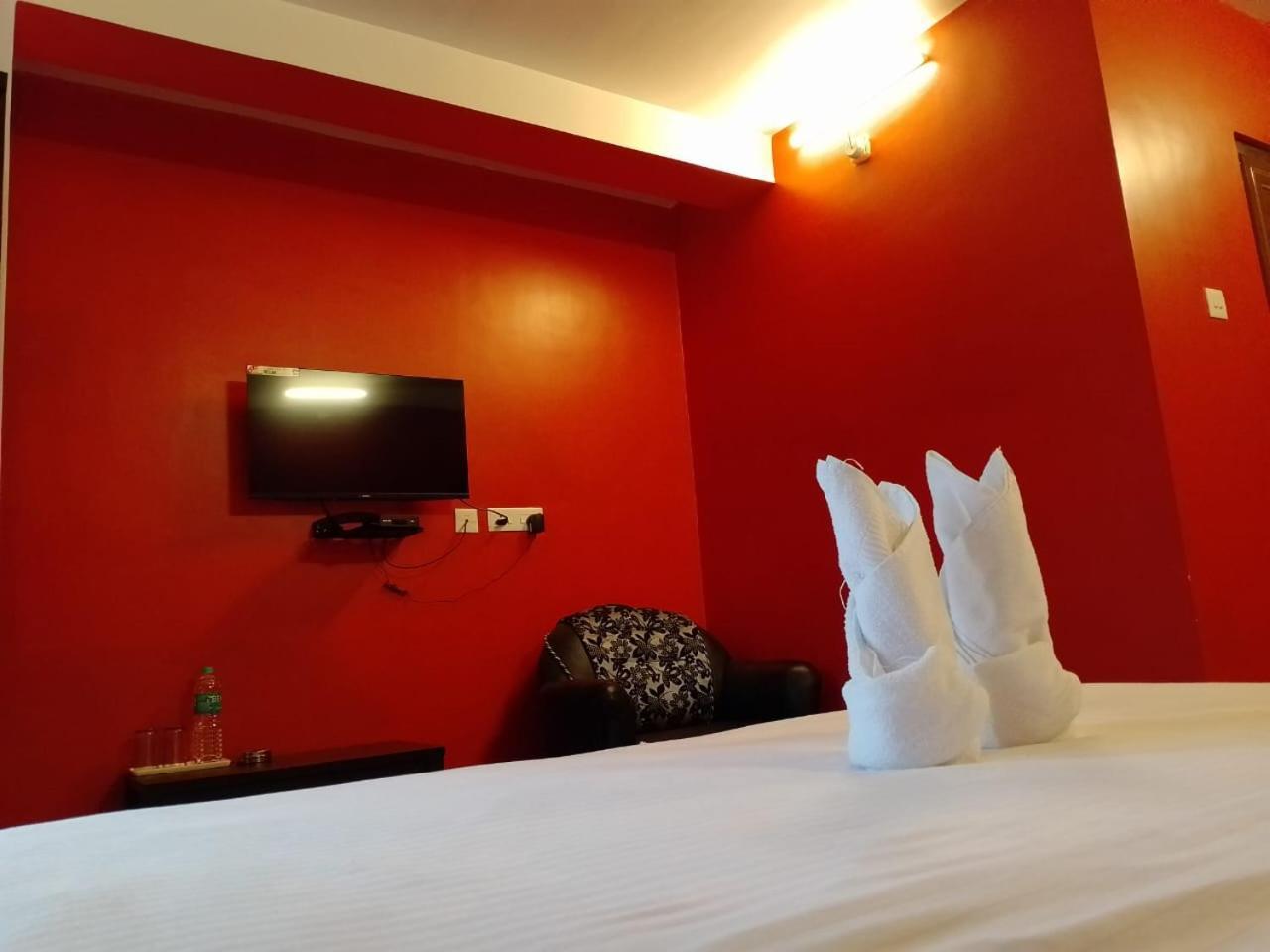 Aurora Guest House Шиллонг Экстерьер фото