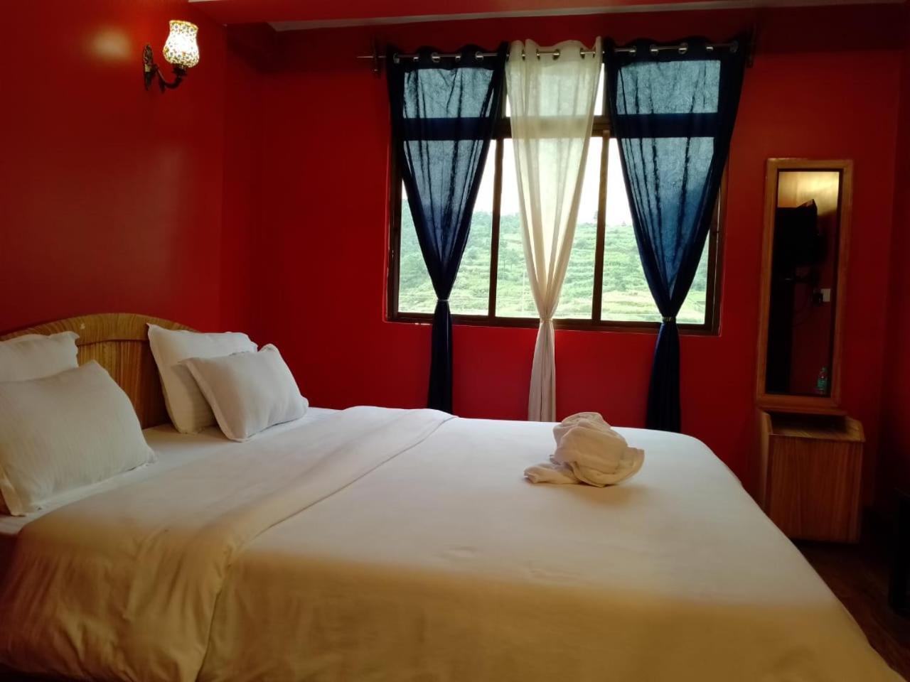 Aurora Guest House Шиллонг Экстерьер фото