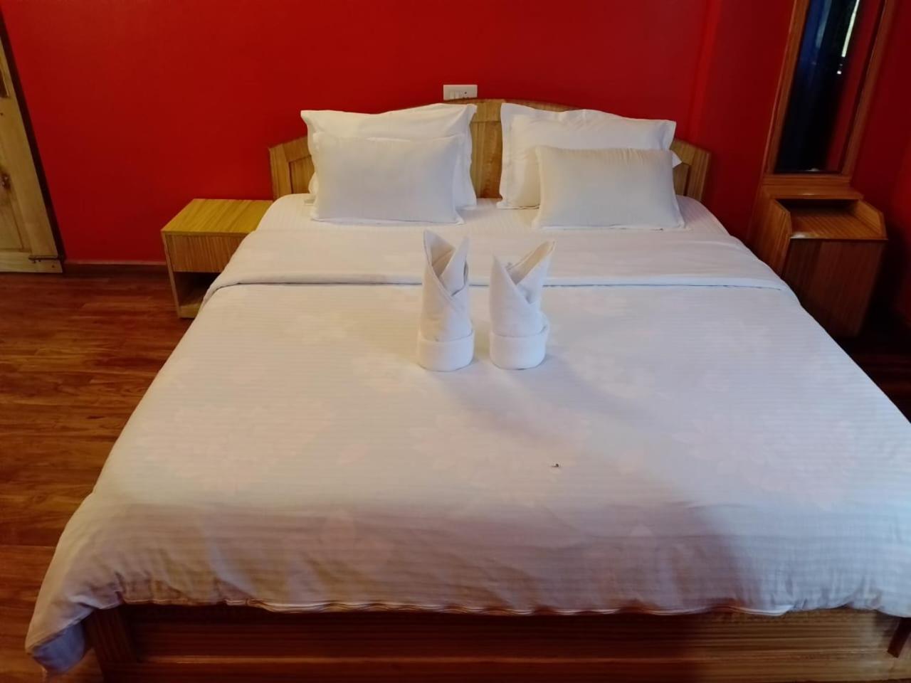 Aurora Guest House Шиллонг Экстерьер фото