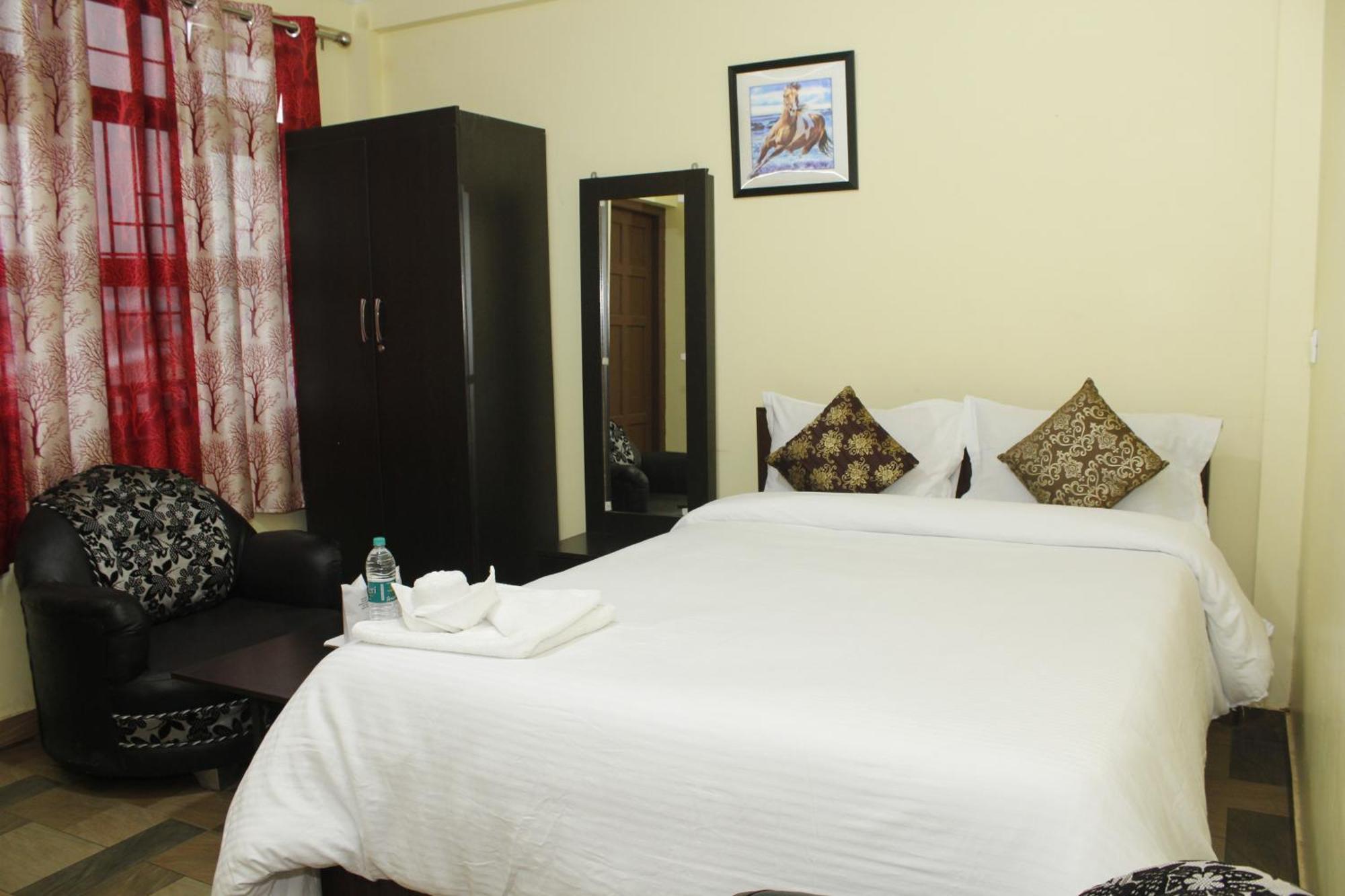 Aurora Guest House Шиллонг Экстерьер фото