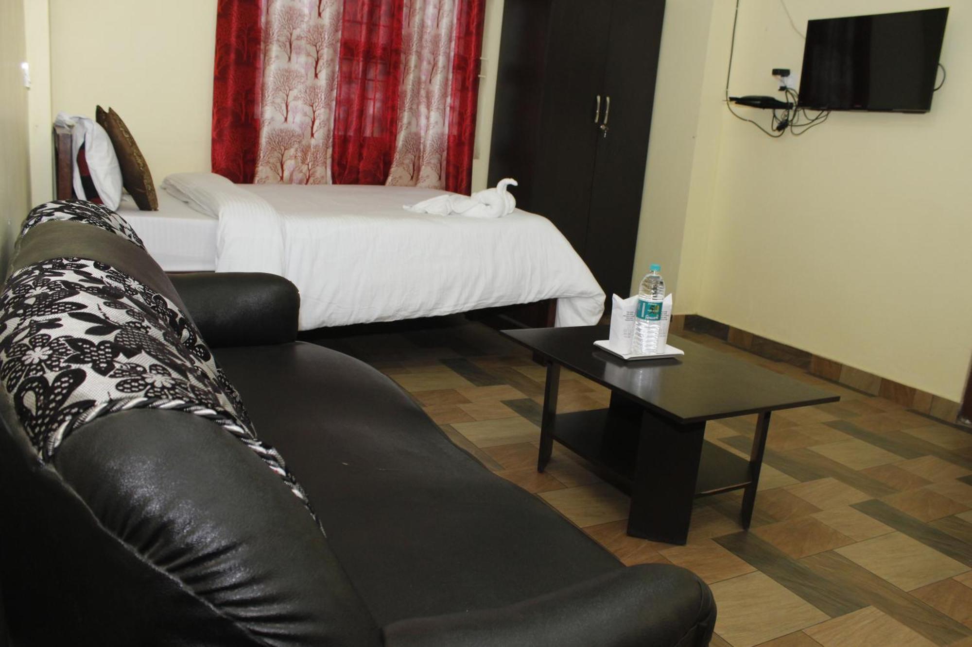 Aurora Guest House Шиллонг Экстерьер фото